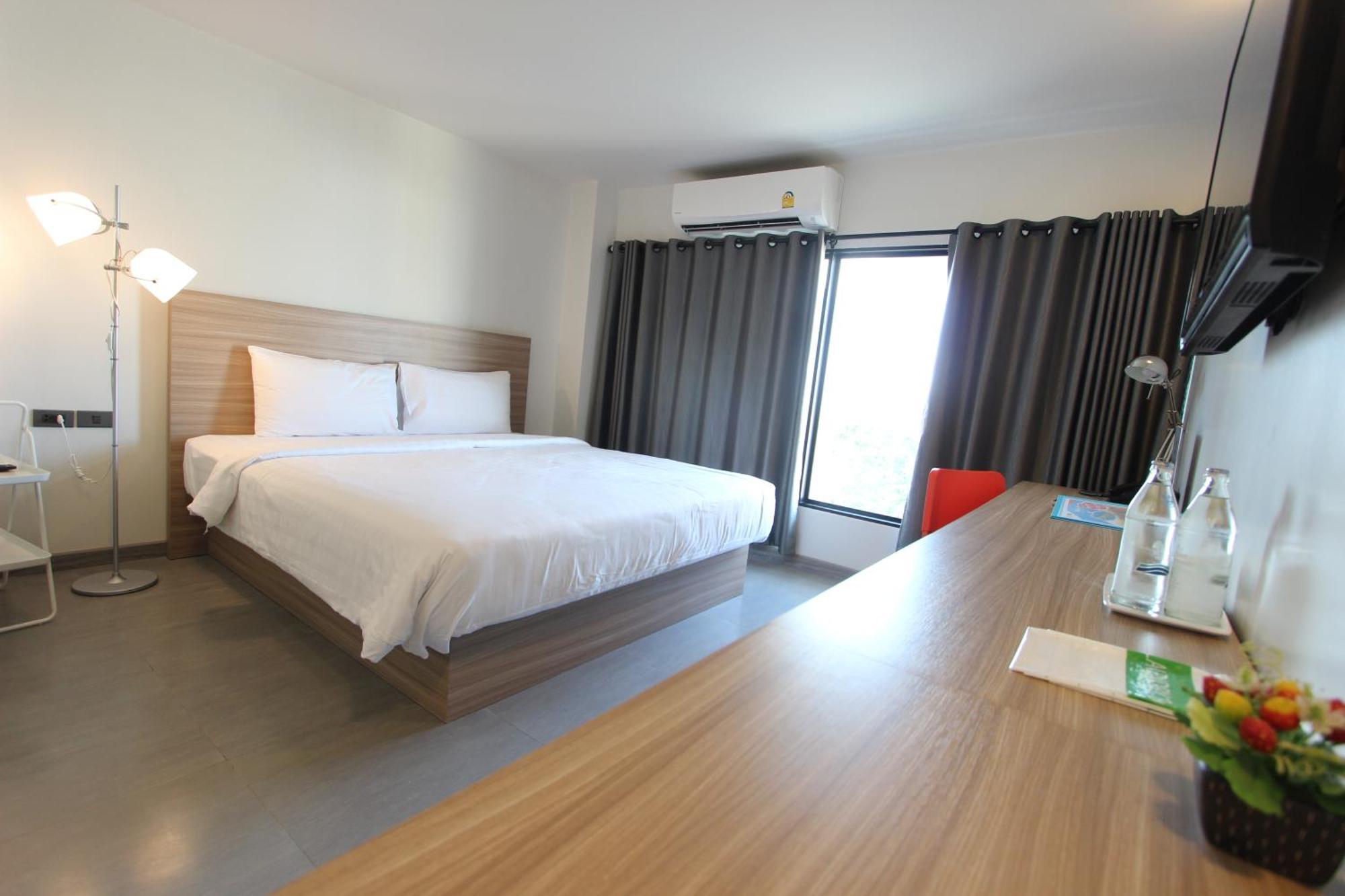 Mgrand Hotel Roi Et Exterior foto